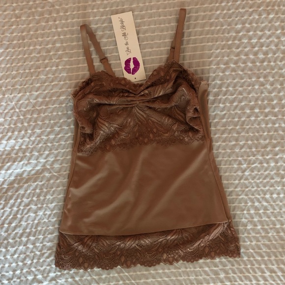 NWT 💞 Rhonda Shear Lace Camisole - Picture 2 of 8
